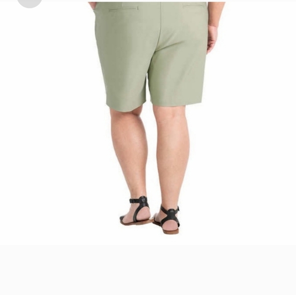 Hilary Radley Sage Green Bermuda Short - Picture 5 of 8